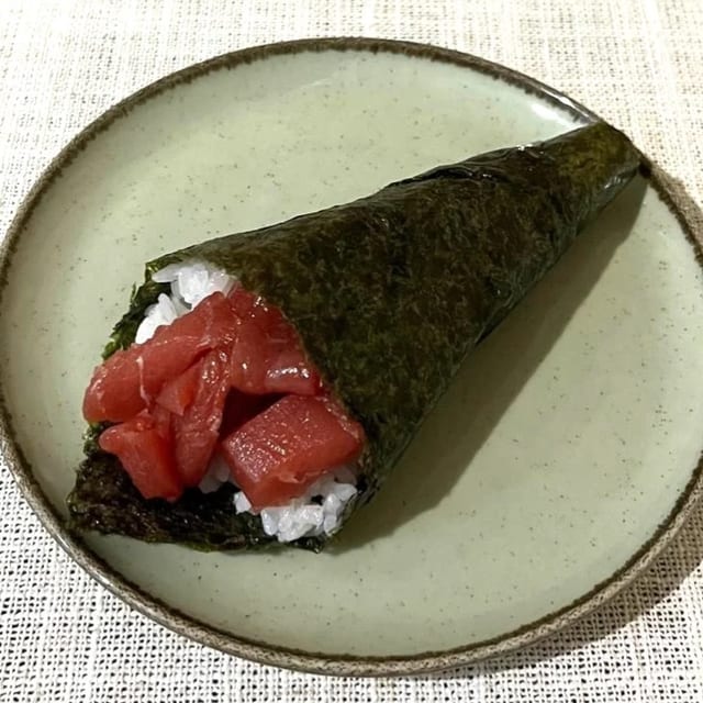 Tuna Hand Roll.